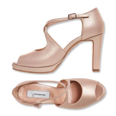 sandale comode din piele naturala nude sidef realizate la comanda